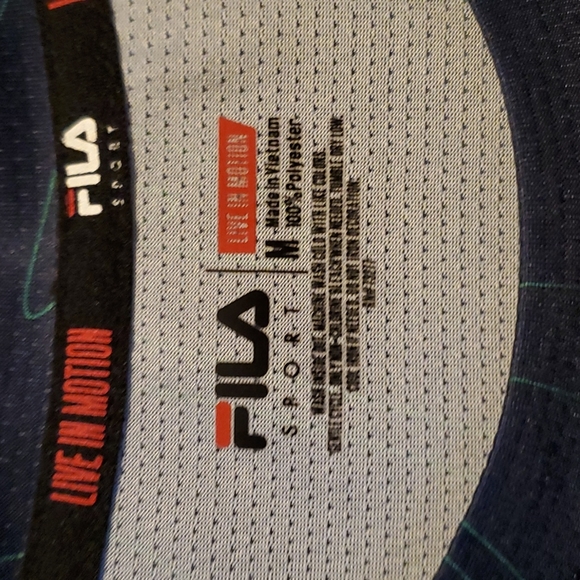 NWT FILA Sport Live In Motion Men's Provent Navy Blue Shirt - Size Medium - Picture 4 of 7